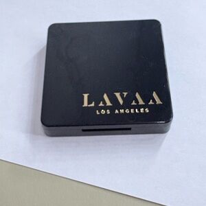 Lavaa Brand Highlighter - Gold